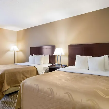 Quality Inn I-70 Near Kansas Speedway Kansas City Exterior photo
