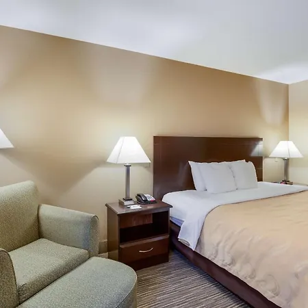 Quality Inn I-70 Near Kansas Speedway Kansas City Exterior photo